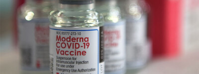 Вся партия вакцины Moderna отозвана из-за инородного тела во флаконе