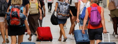 Испания фиксирует наибольшее количество пассажиров на летних рейсах 2022 года, опережая Грецию и Италию