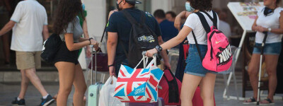 Испания станет самым популярным местом отдыха для британцев в 2024 году