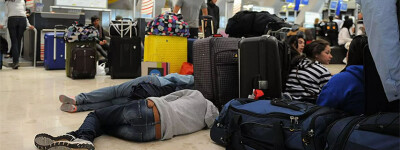 Новые забастовки в аэропортах Испании означают катастрофу для пасхальных путешественников