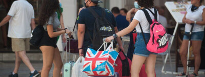 Британцы потратят более 10 миллиардов фунтов стерлингов на отдых в Испании в 2022 году