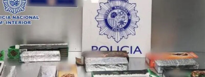 В аэропорту Мадрида задержана женщина с кокаином в шоколадном печенье