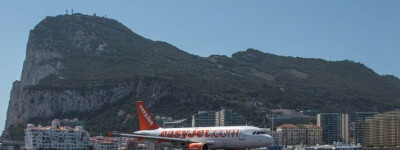 Британским пассажирам отказали во въезде в Испанию из Гибралтара после отмены рейса EasyJet