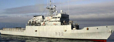Корабль ВМС Испании перехватил два российских корабля в Средиземном море