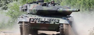 Испания дистанцируется от предложенной Польшей коалиции по поставкам танков в Украину