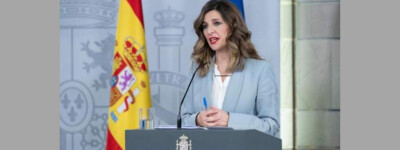 Министр труда Испании предложит повысить минимальную заработную плату