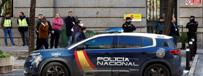 Подозрительные посылки вынуждают эвакуировать министерство обороны Испании