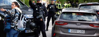 Сотрудник посольства Украины в Мадриде пострадал в результате взрыва бомбы с письмом