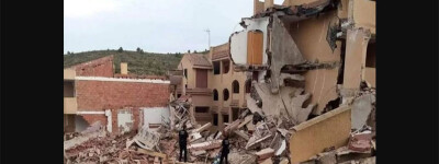 Два человека оказались в ловушке после обрушения здания в Валенсии
