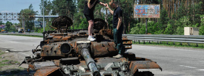 Министр обороны Испании уклонилась от вопроса о поставках танков Украине