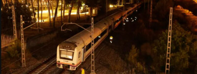 Тридцать пассажиров пострадали, двое серьезно в результате крушения поезда в Таррагоне