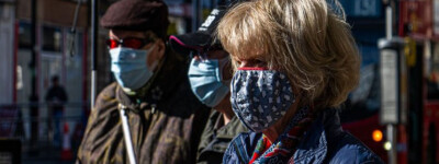 Конгресс одобрил расширенное обязательное использование масок на открытом воздухе в Испании