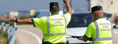 Полиция Испании просит водителей перестать помогать плохим парням