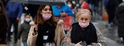 Шестая волна коронавируса в Испании начинает замедляться