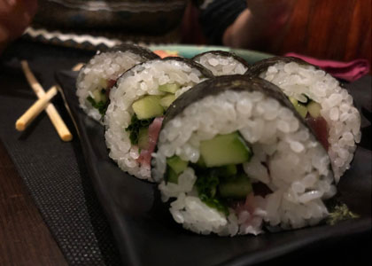 суши в ресторане Tora