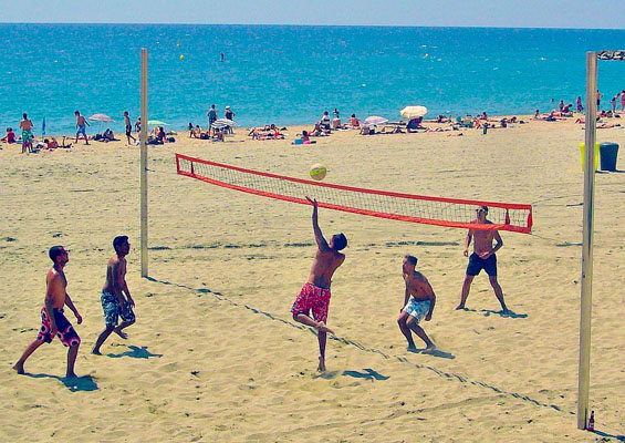 Волейбол на пляже Мар-Белла