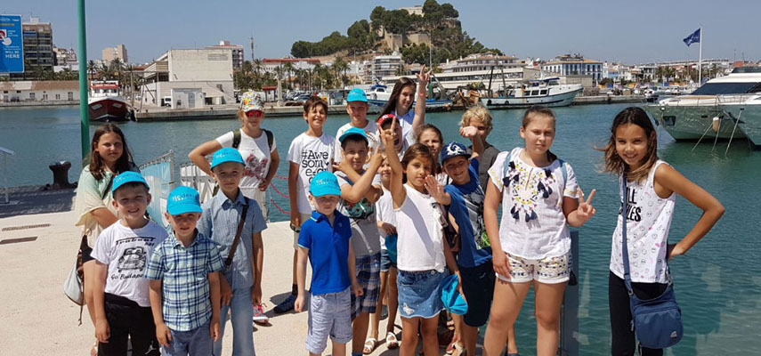 В Испании отменили требование о поездках для детей старше 12 лет