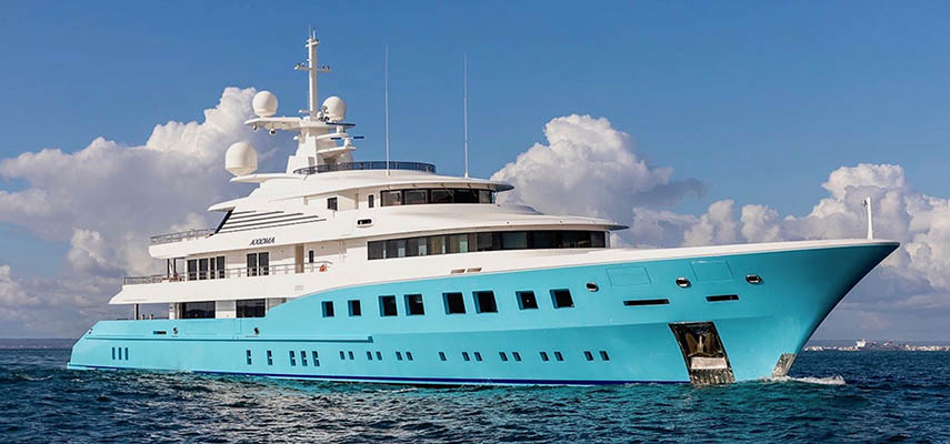 Власти Гибралтара задержали яхту Axioma, принадлежащую российскому магнату Пумпянскому
