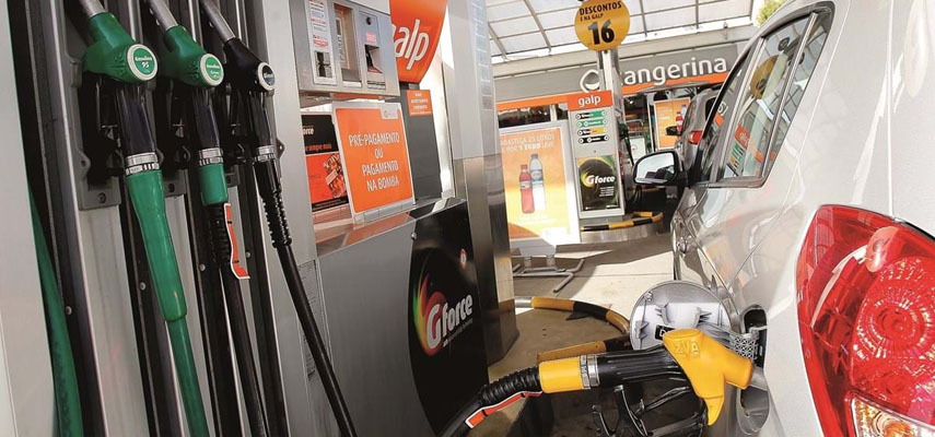 В Испании хотят снизить налоги на бензин и дизтопливо