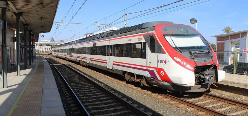 Оператор Renfe инвестирует 3 млн евро для установке дефибрилляторов в своих поездах