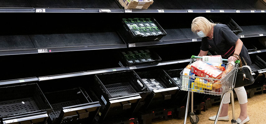Испанские супермаркеты будут ограничивать количество продуктов, которые могут купить покупатели