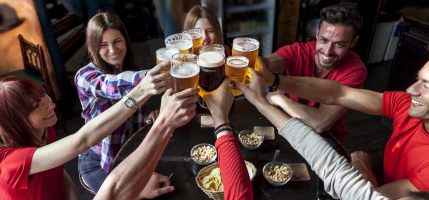 Health рекомендует барам и ресторанам исключить алкоголь из своего меню