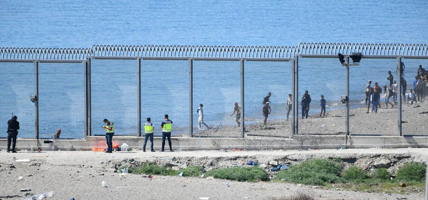 Власти Испании  и Марокко хотят воспрепятствовать мигрантам нелегально пересекать Средиземное море