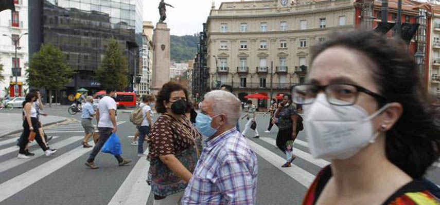 Испания сталкивается с седьмой волной Covid-19 из-за роста заболеваемости после Пасхи и с отменой масок