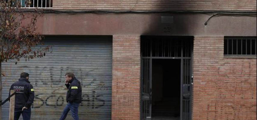 Три человека погибли и семь получили ранения в результате поджога дома в Барселоне