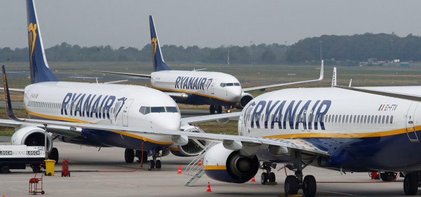 В Испании продолжаются забастовки бортпроводников Ryanair и easyJet