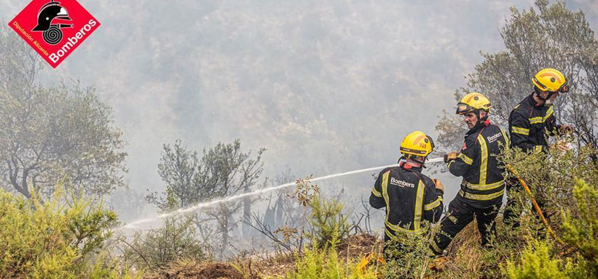 Пожар в Валь-д'Эбо распространился на 3500 гектаров в шести муниципалитетах Марина-Альта