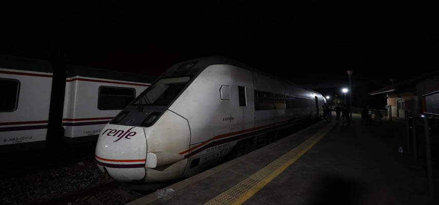 20 пассажиров поезда Валенсия-Сарагоса получили ожоги - трое серьезные