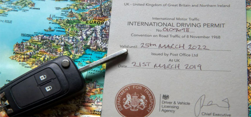 Приезжающим на отдых в Испанию британцам не нужны международные водительские права
