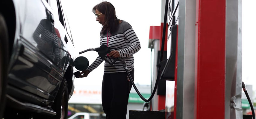 Цена на автомобильное топливо в Испании остается ниже 2 евро за литр даже без бонуса