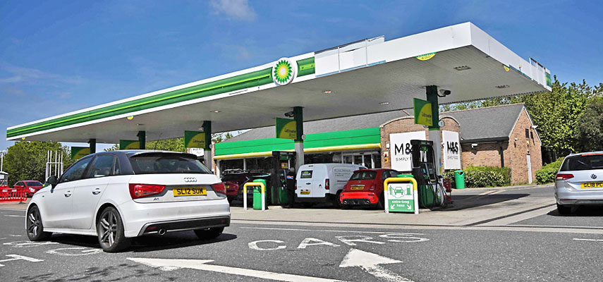 Британская BP планирует продать свои заправочные станции в Испании