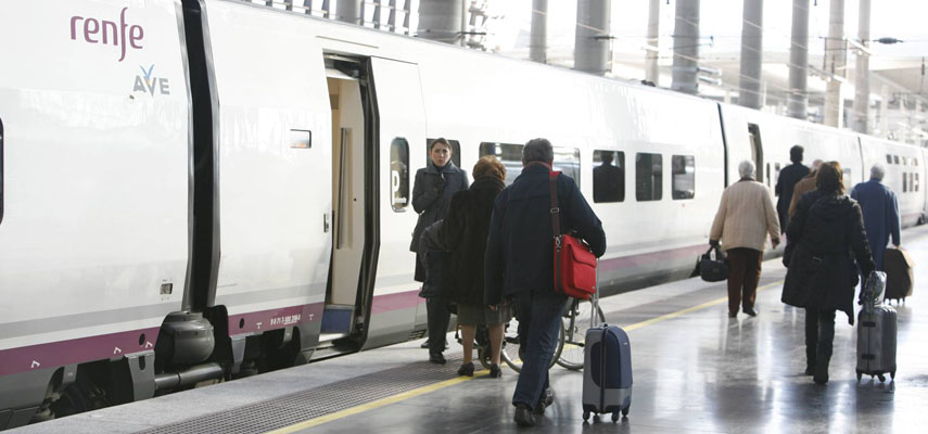 Участники мальчишника оштрафованы за задержку поезда AVE Мадрид-Малага