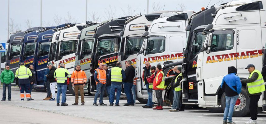 Водители грузовиков в Испании с 14 ноября начинают новую забастовку