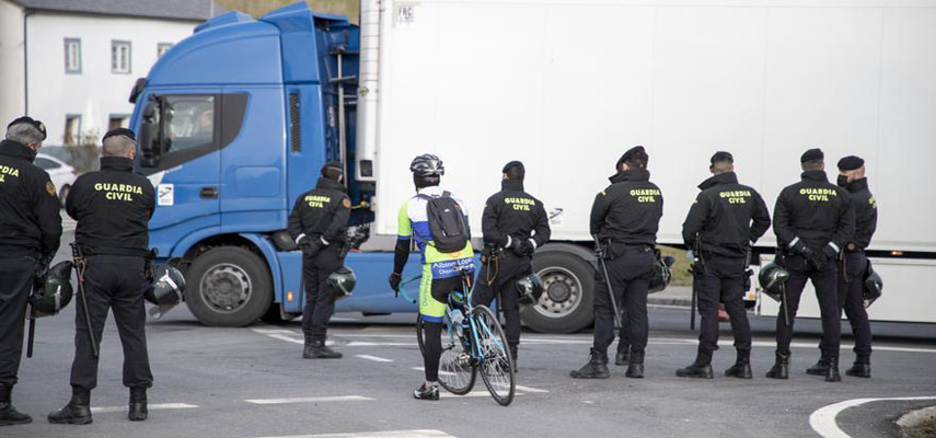 Власти Испании приняли меры для защиты от последствий забастовки водителей грузовиков