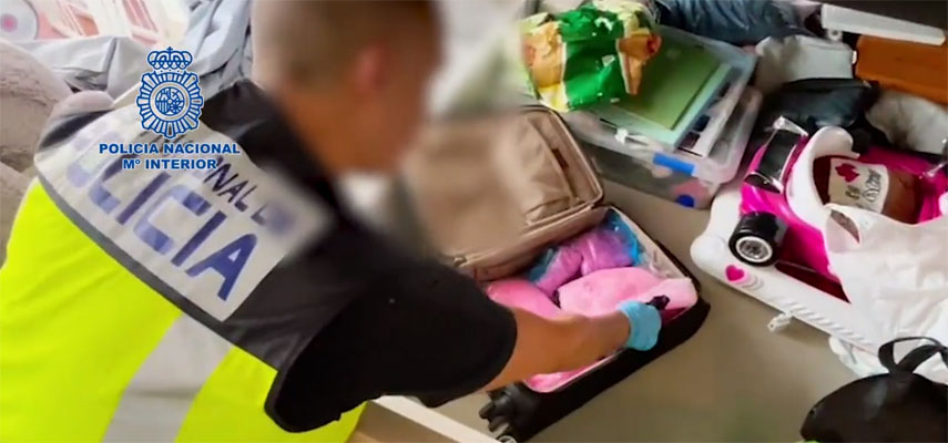 В Марбелье полицейские обнаружили 7,5 кг розового кокаина и еще 50 кг кокаинового порошка
