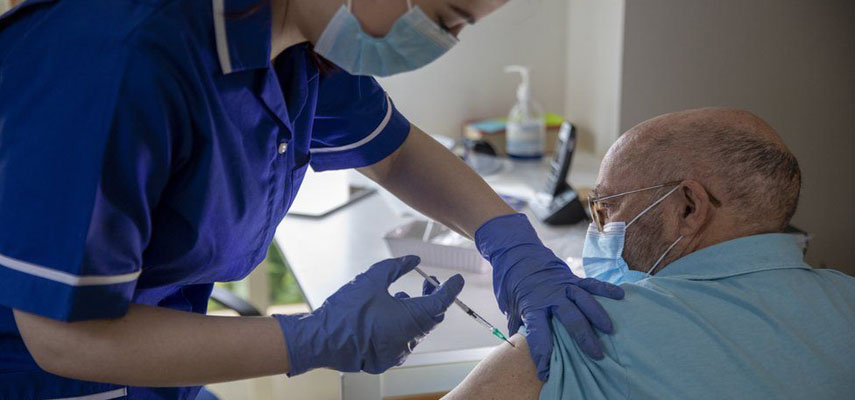 В Испании будут делать четвертую прививку от Covid людям до 60 лет