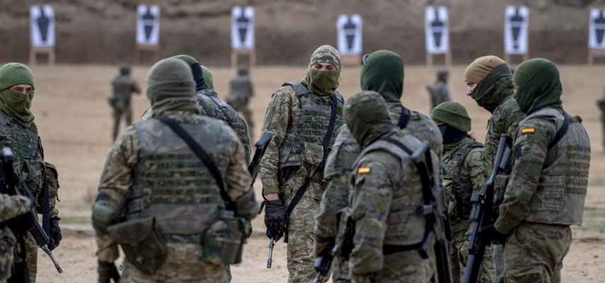 На авиабазу Торрехон прибыли 225 украинских солдат, которые пройдут обучение в Испании