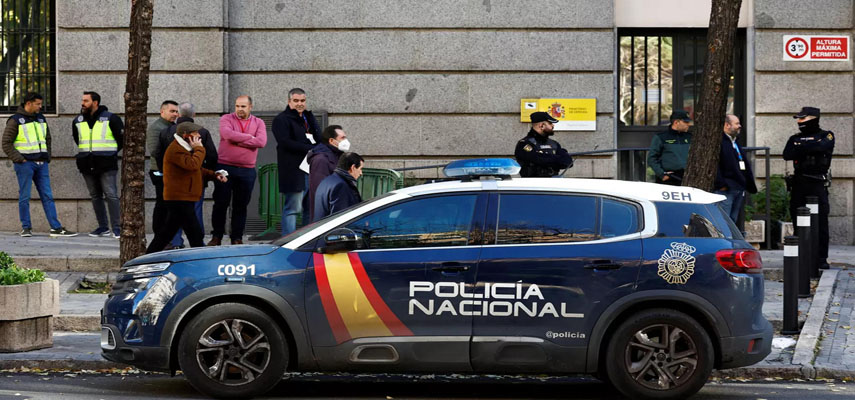 Штаб-квартиры Минобороны Испании были эвакуированы из-за подозрительных посылок