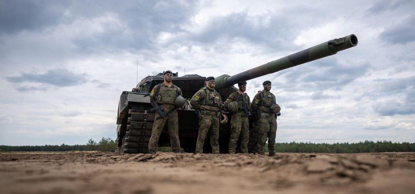 Боррель призвал европейские правительства направить Киеву больше оружия, в том числе танков
