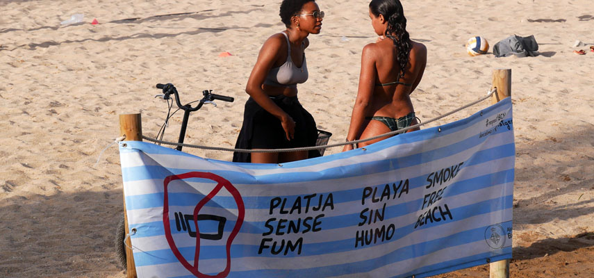Туристам запретят курить на популярных пляжах Балеарских островов