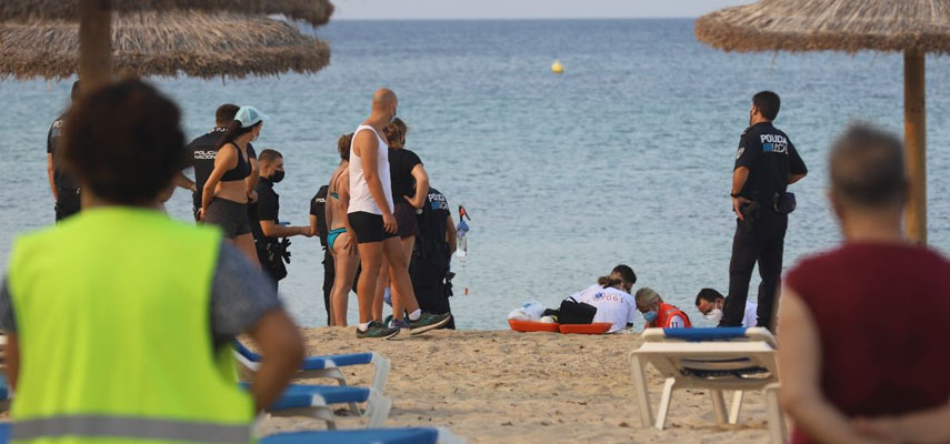 Трагические выходные в водах Испании: по меньшей мере десять человек погибли