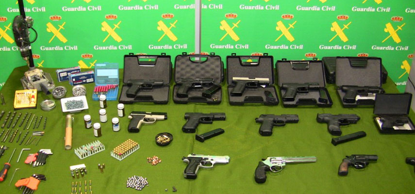 В ходе международной операции по борьбе с незаконным оборотом оружия конфисковано более 760 единиц оружия, 80 человек арестованы