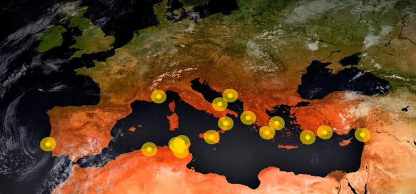 Популярные места отдыха на Средиземном море находятся в осаде мощных лесных пожаров