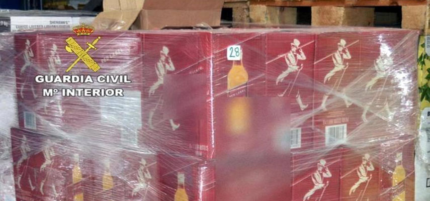 В Испании арестован мужчина, укравший грузовик с 14 тысячами бутылок виски Johnnie Walker