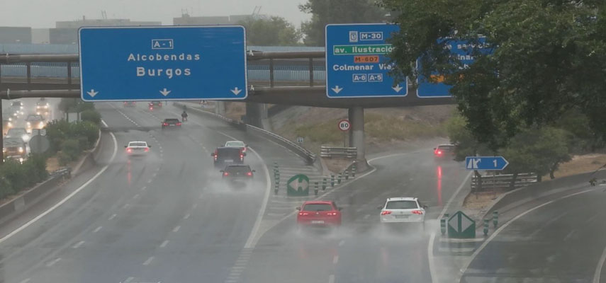 Красный код: суровая погода обрушилась на Мадрид и Толедо
