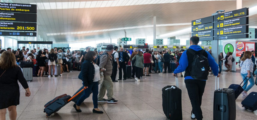 В августе аэропорты Aena в Испании приняли почти 30 миллионов пассажиров
